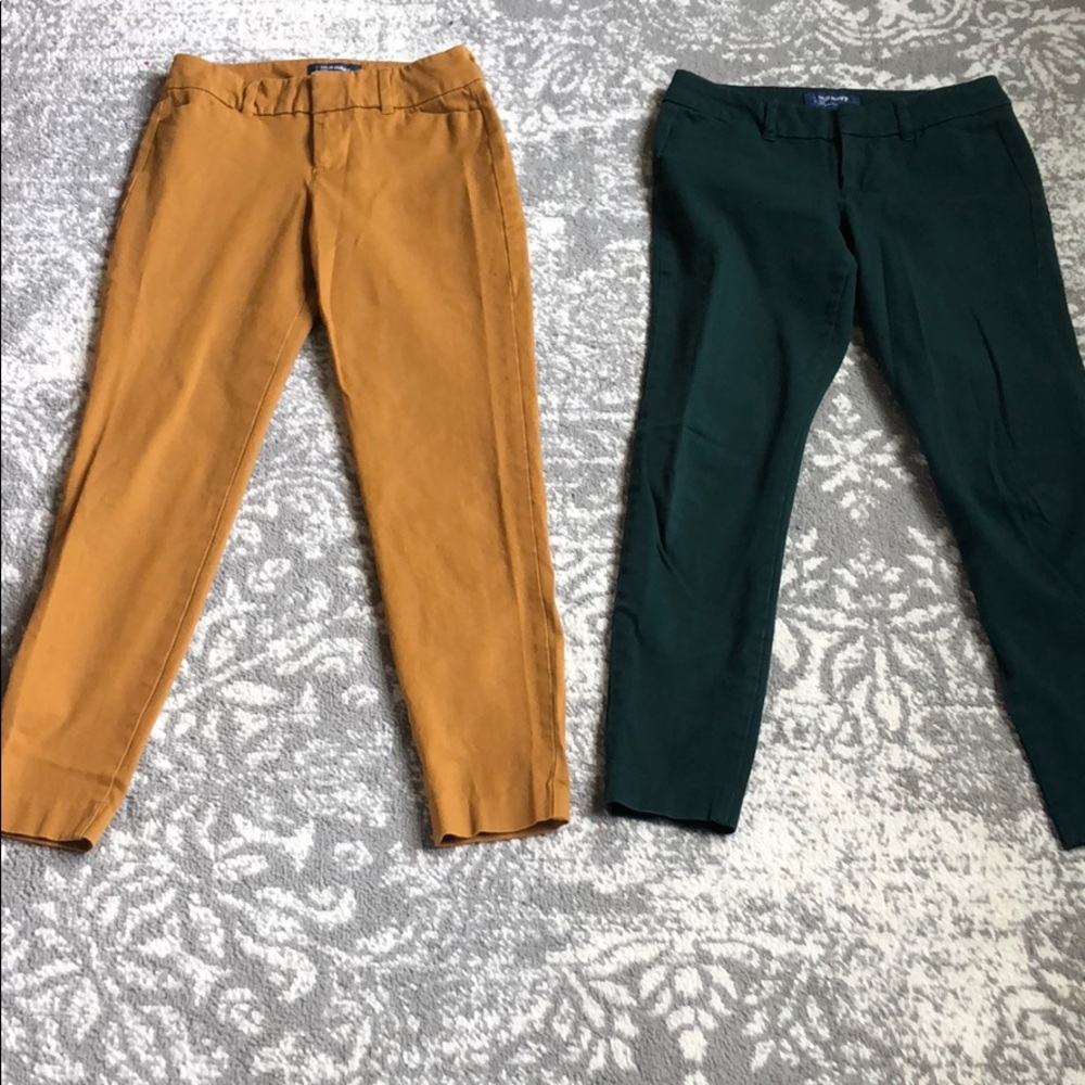 Skinny Capri Dress Pants